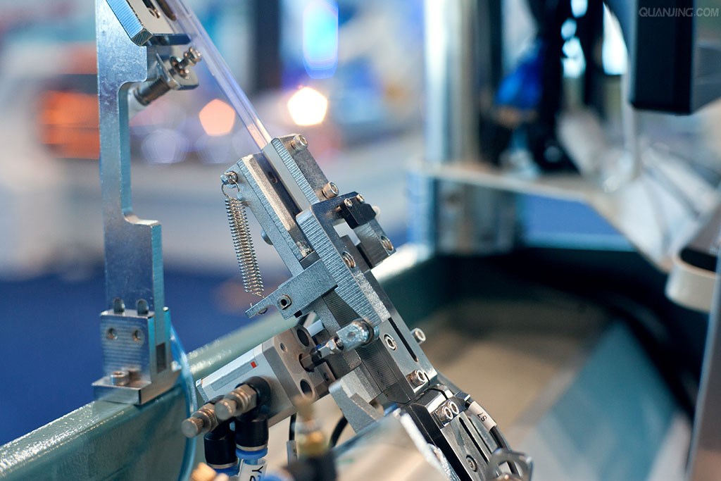 工程師教你如何解決步進(jìn)電機(jī)的偏位現(xiàn)象